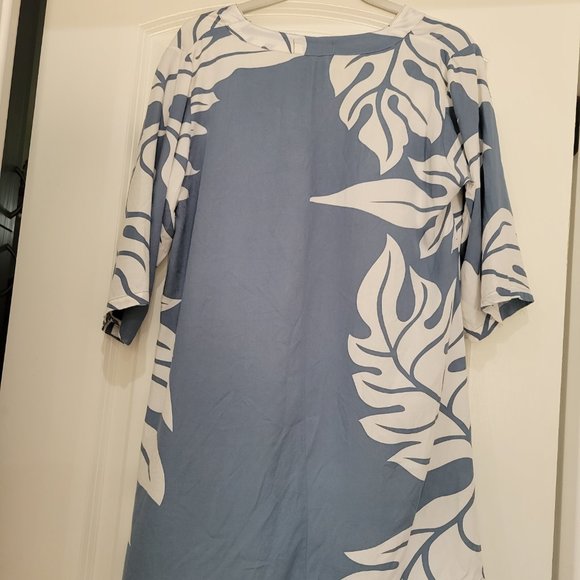 Blue Ginger Hawaiian Print Long Top Size Sm - Picture 2 of 3
